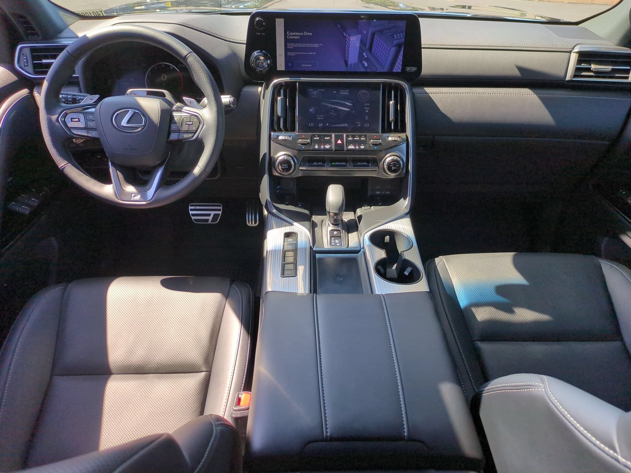 2026 Lexus LX 700h F-Sport - Photo 25