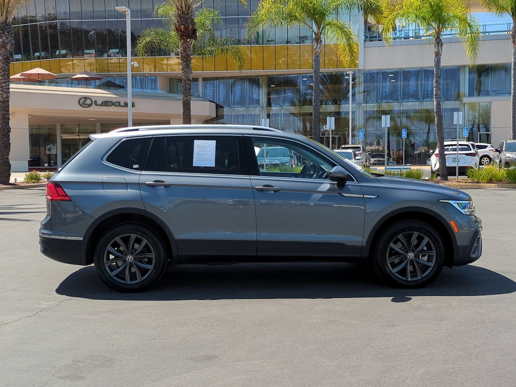 Used 2022 Volkswagen Tiguan SE