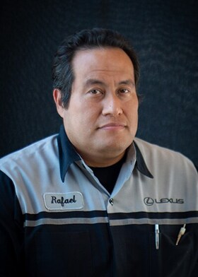 Staff member Rafael Goana from f96516e92c9f