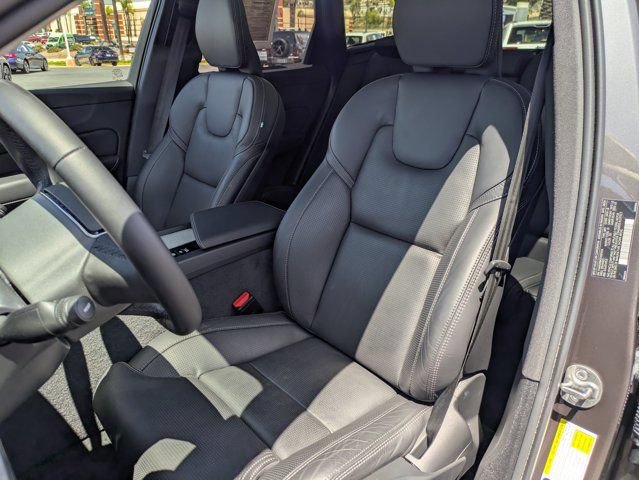2025 Volvo XC60 Ultra - Photo 11
