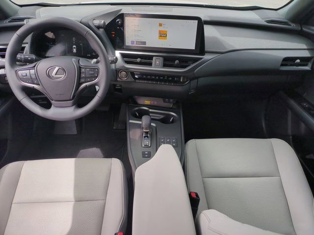 2026 Lexus UX Hybrid 300h Premium - Photo 18