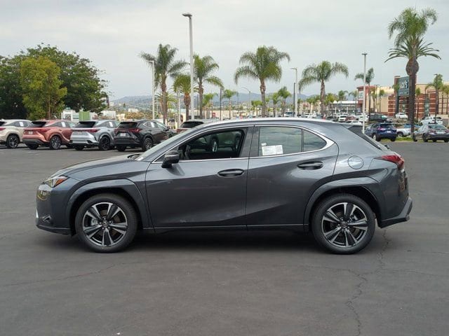 2026 Lexus UX Hybrid 300h Premium - Photo 8