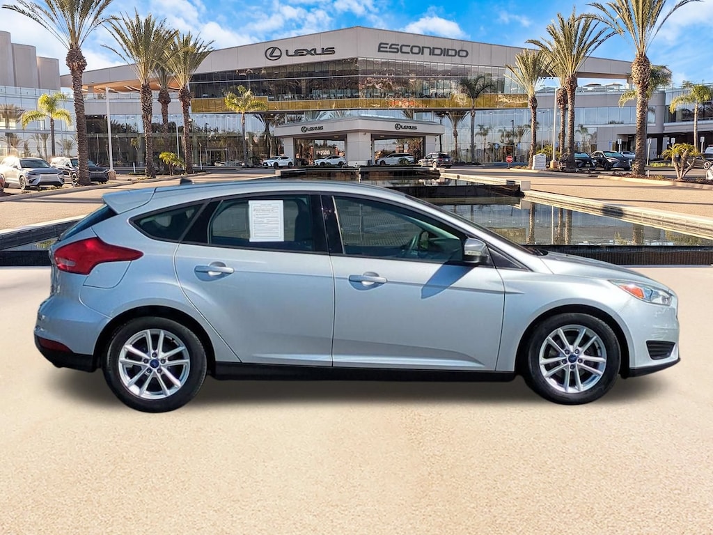 Used 2015 Ford Focus SE