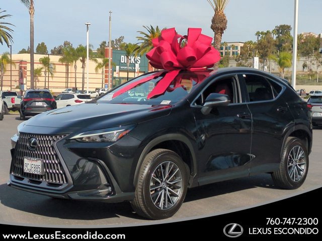 2022 Lexus NX 350's photo
