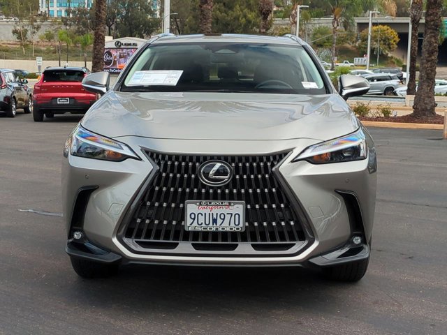 2022 Lexus NX 350h Premium photo 2