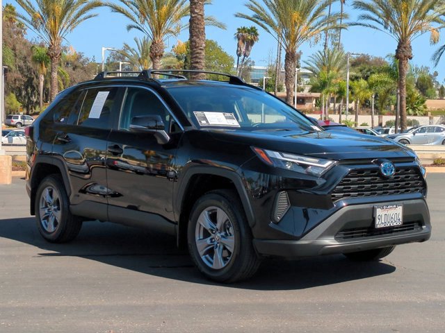 2024 Toyota RAV4 Hybrid LE photo 3