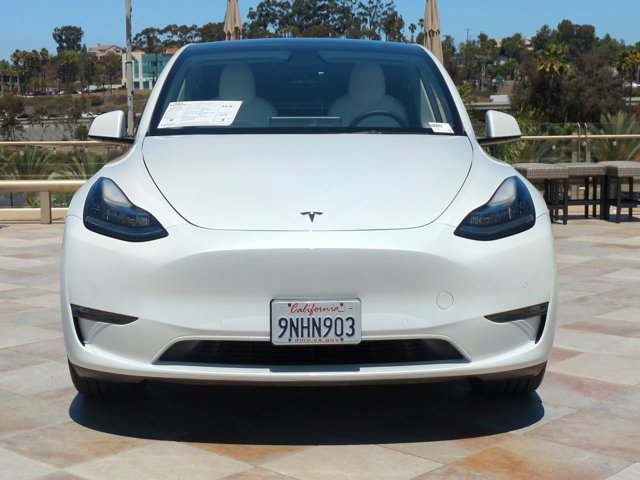 Used 2022 Tesla Model Y Long Range with VIN 7SAYGDEE1NF372971 for sale in Escondido, CA