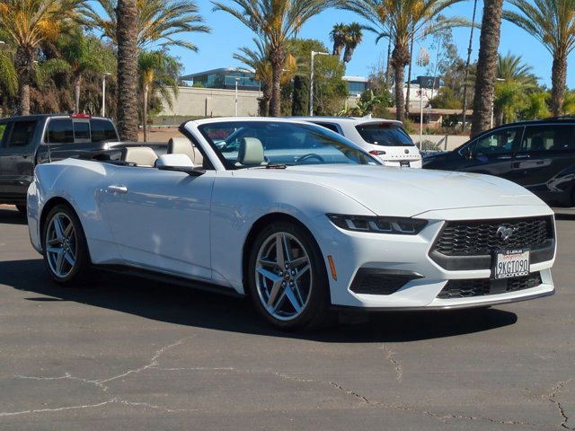 2024 Ford Mustang EcoBoost Premium photo 3