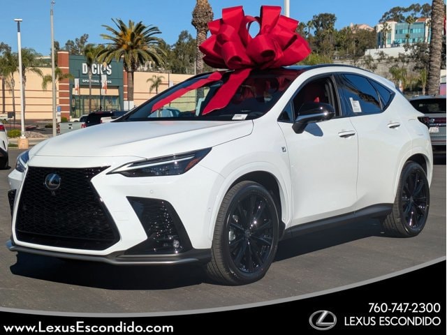 2026 Lexus NX PHEV 450h+'s photo