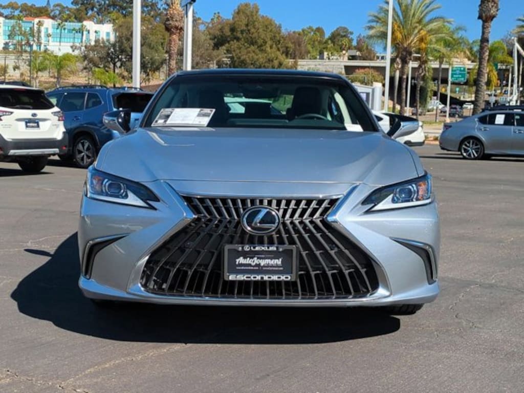Used 2022 Lexus ES 350  Sedan