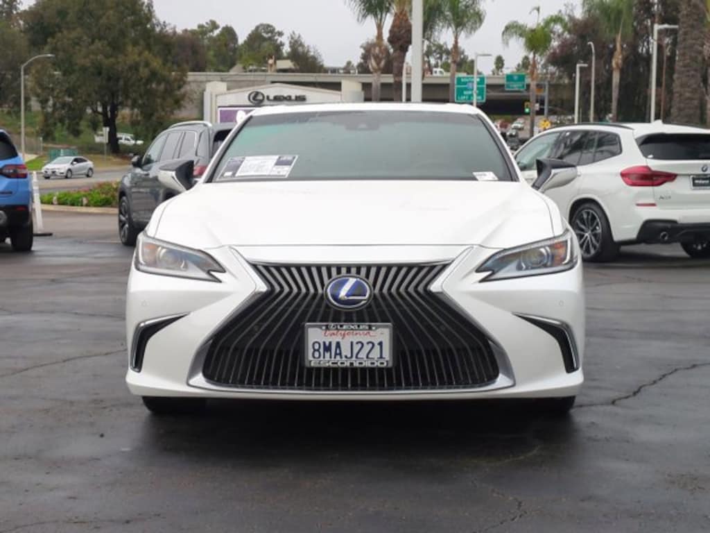 Used 2019 Lexus ES 300h Premium Sedan