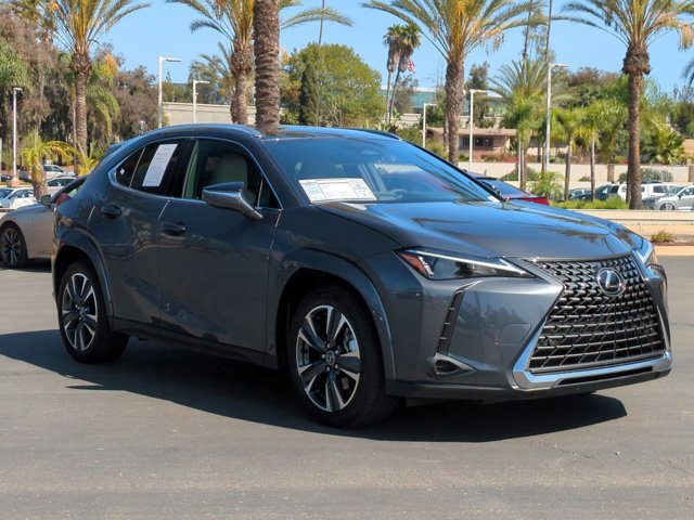 2025 Lexus UX Premium photo 3