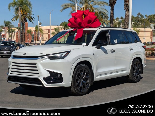 2026 Lexus TX Hybrid's photo