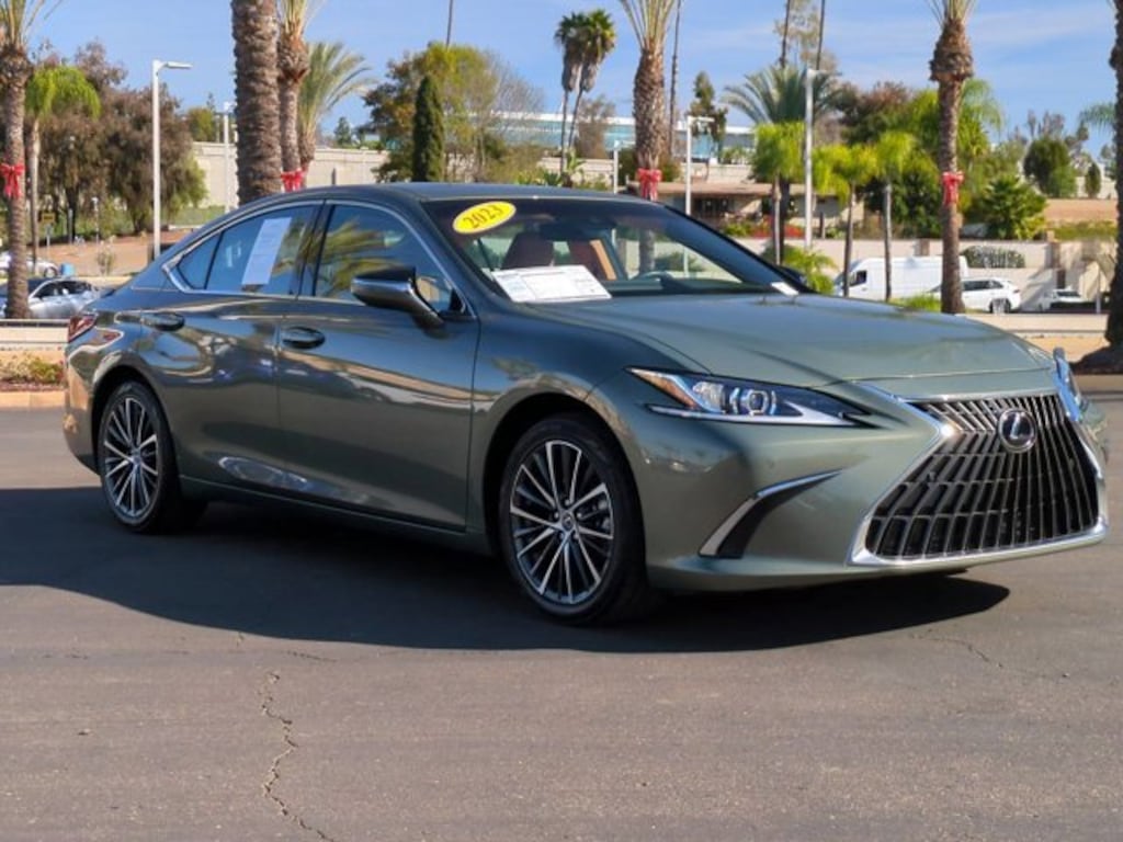 Certified 2023 Lexus ES 300h Sedan