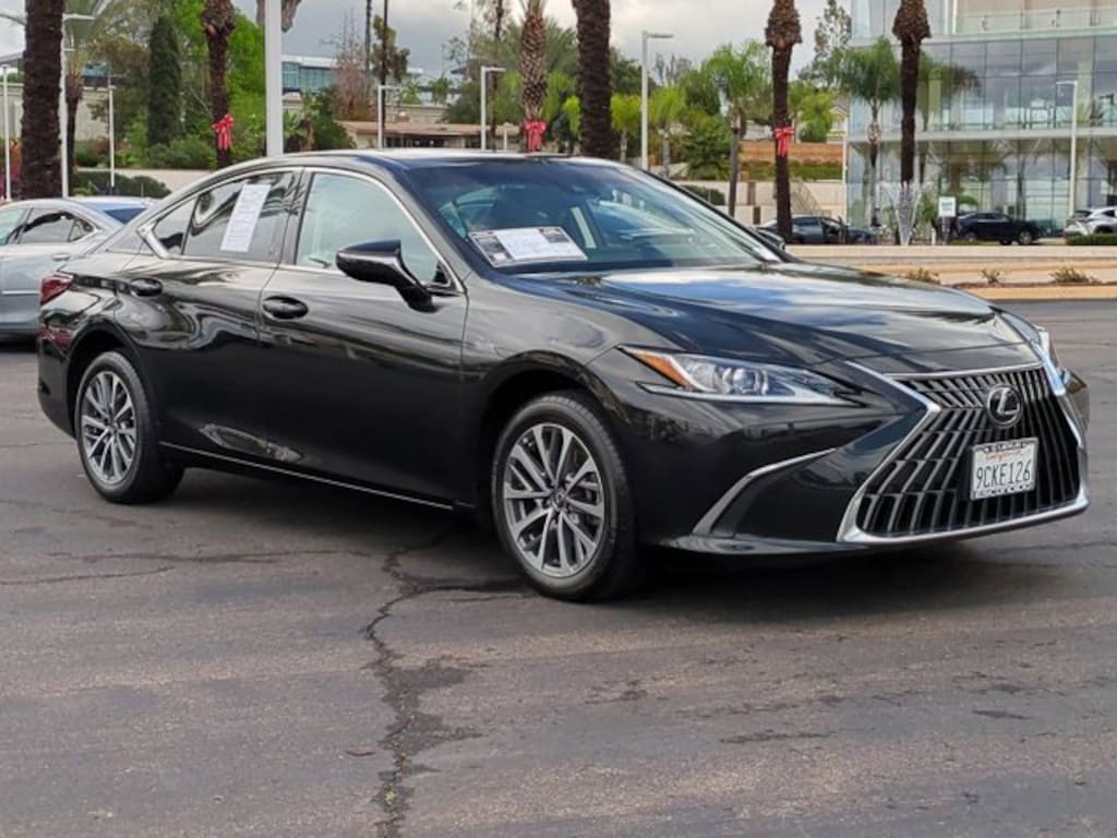 Used 2022 Lexus ES 250 Sedan