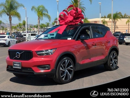 2021 Volvo XC40 T5 R-Design SUV
