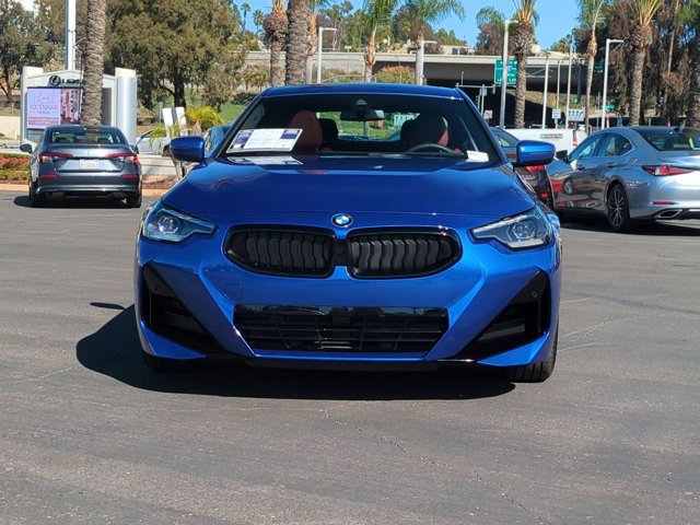 2025 Bmw 230i photo 2