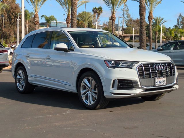 2021 Audi Q7 55 Premium photo 3