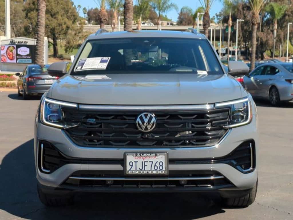 Used 2025 Volkswagen Atlas 2.0T SEL Premium R-Line SUV