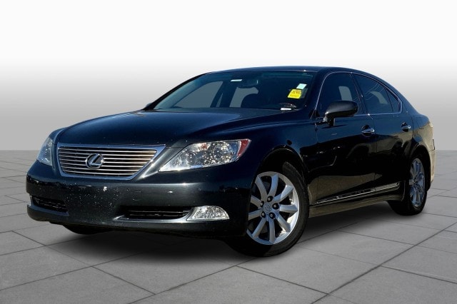 2009 Lexus LS Base's photo