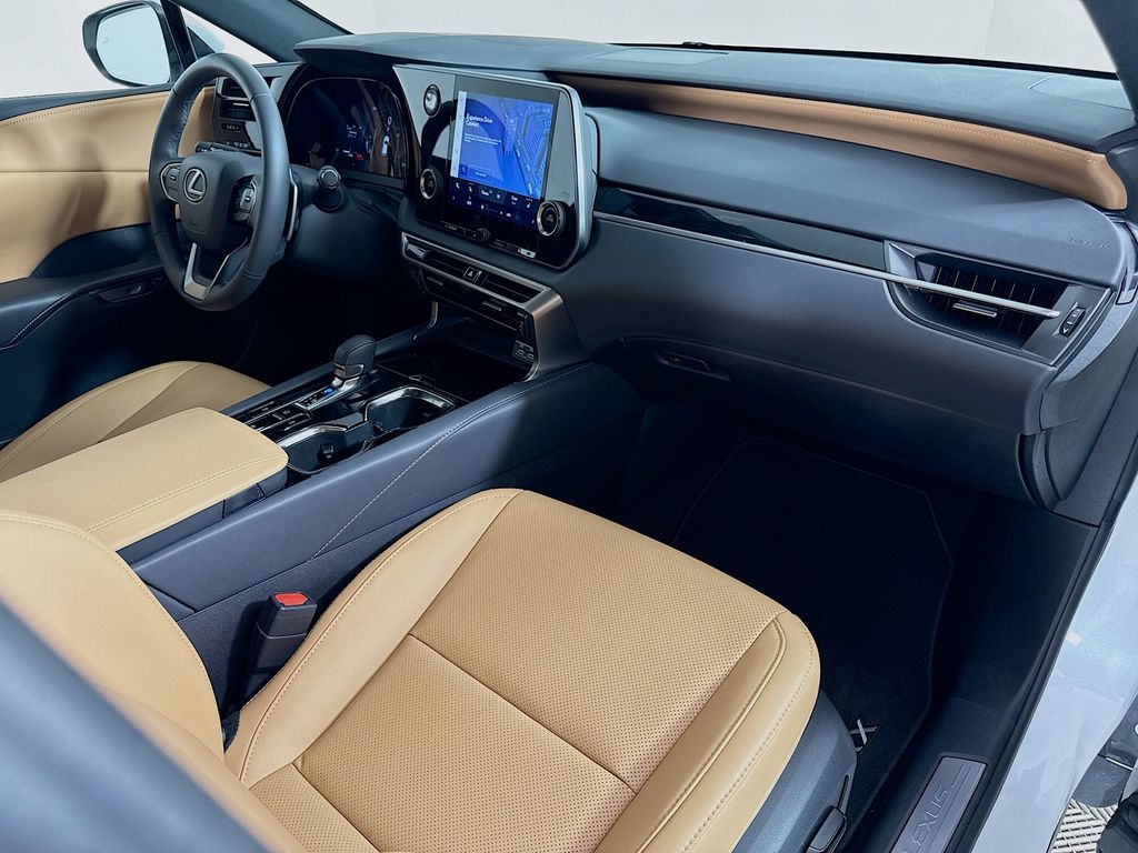 2025 Lexus RX 350 - Photo 29