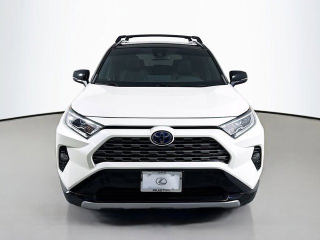 2021 Toyota RAV4 Hybrid XSE photo 2