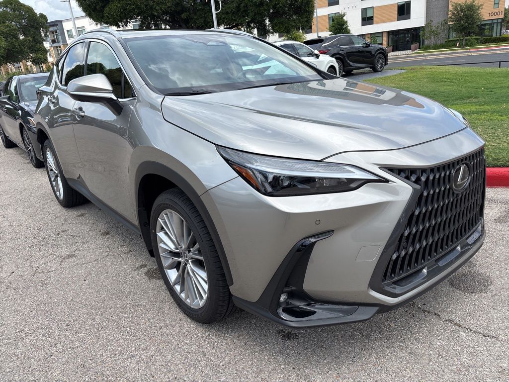 2025 Lexus NX 350 - Photo 7