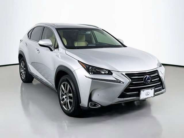 2016 Lexus NX 300h Luxury photo 3