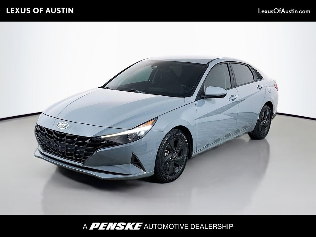 Used 2022 Hyundai Elantra SEL Sedan