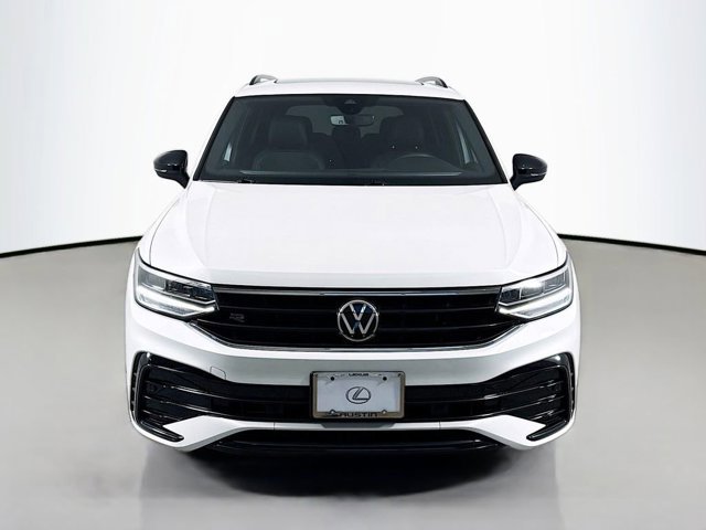 2023 Volkswagen Tiguan SE R-Line Black photo 2