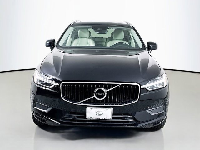 2018 Volvo XC60 T5 Momentum photo 2