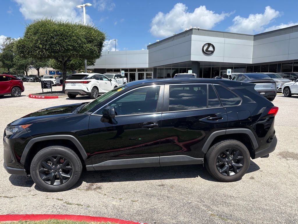 Used 2022 Toyota RAV4 LE SUV