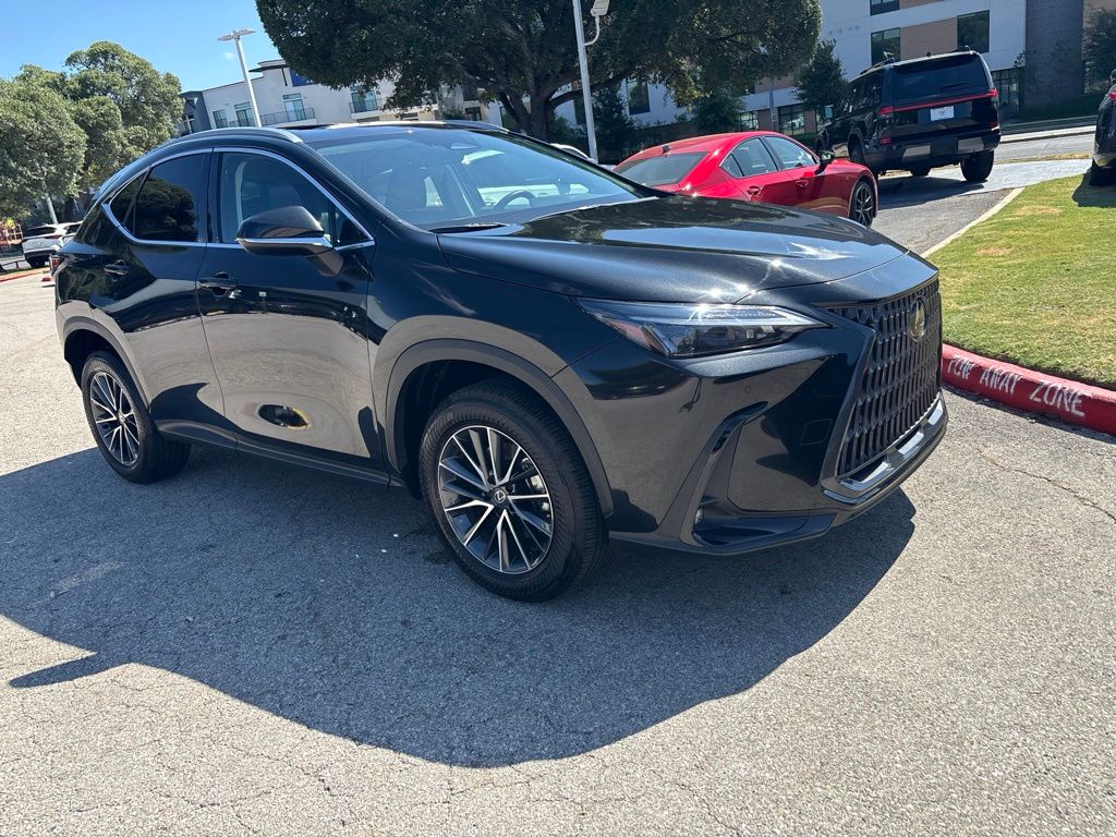 2026 Lexus NX 350 - Photo 7