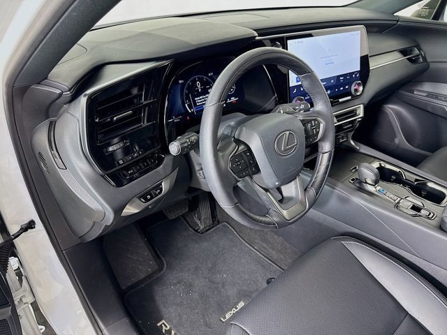 2025 Lexus RX 350 - Photo 9