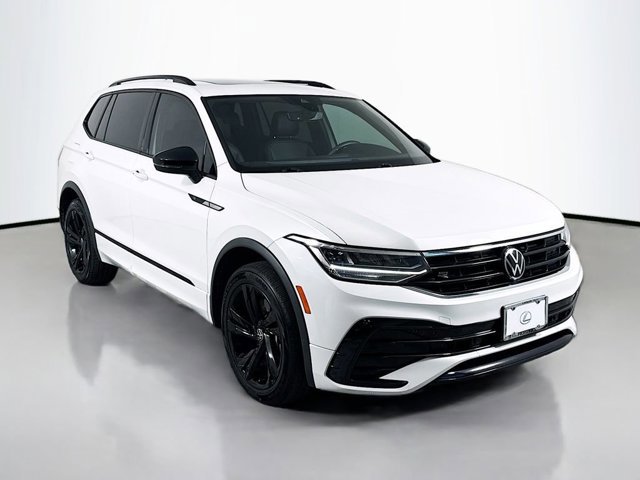 2023 Volkswagen Tiguan SE R-Line Black photo 3