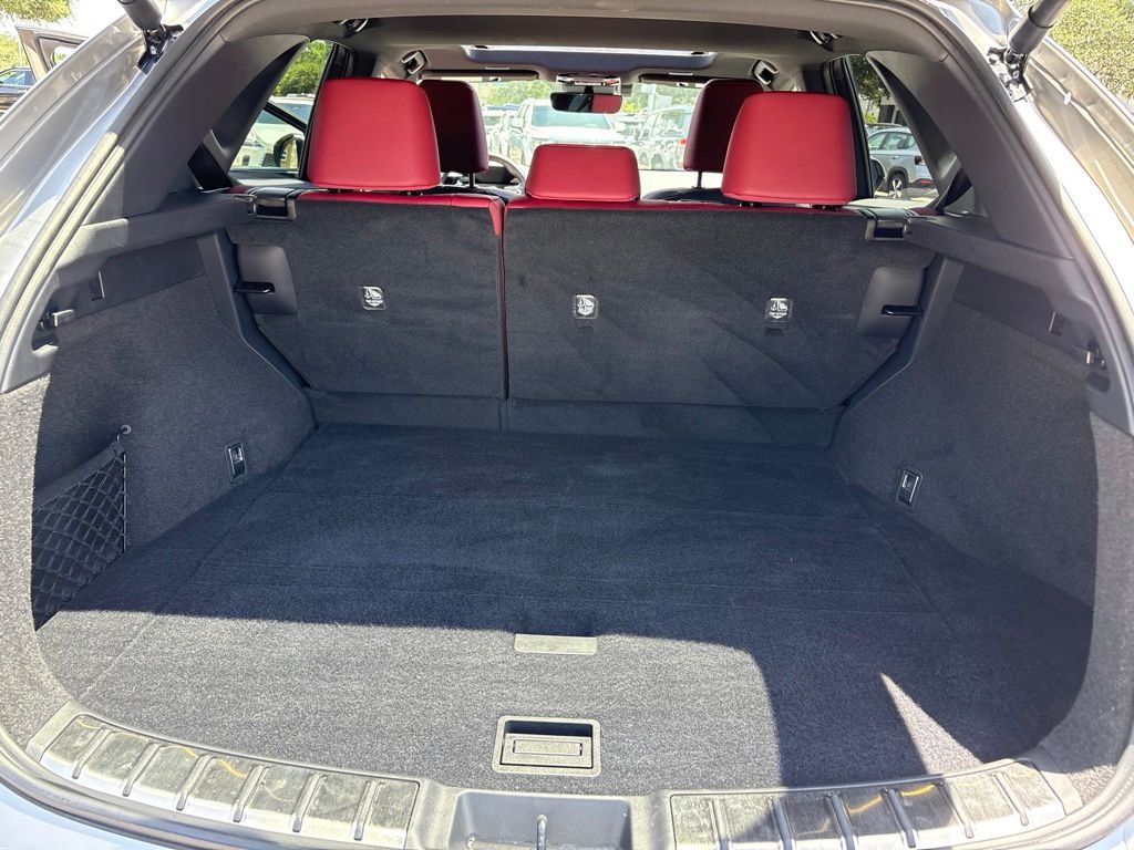 2026 Lexus NX 350 - Photo 22