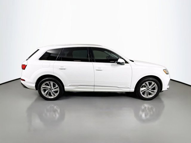 2022 Audi Q7 55 Premium Plus photo 4