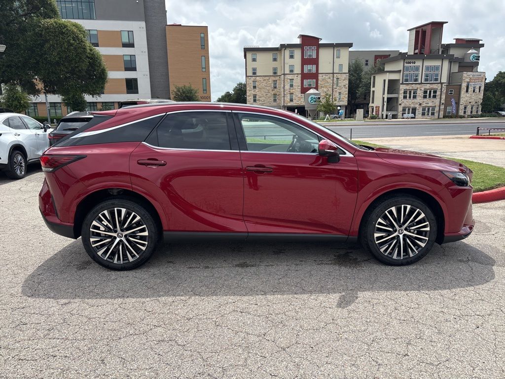 2025 Lexus RX 350 - Photo 6