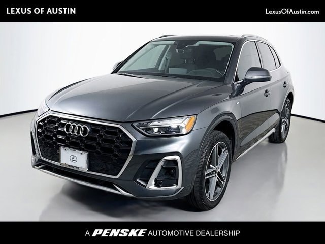 2021 Audi Q5 Premium Plus's photo