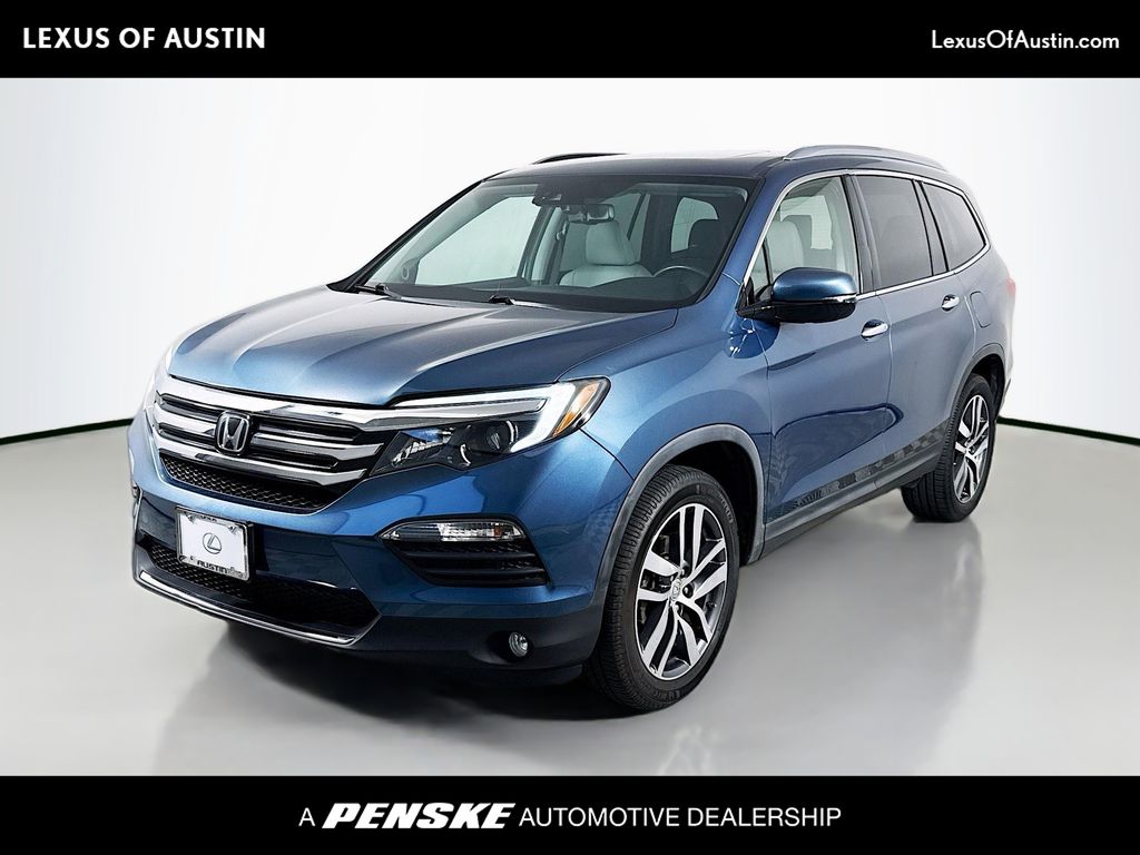 2017 Honda Pilot 4WD Elite's photo