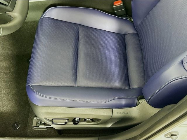 2026 Lexus UX Hybrid 300h Premium - Photo 21