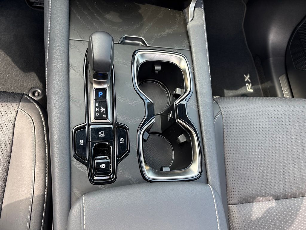 2025 Lexus RX 350 - Photo 16