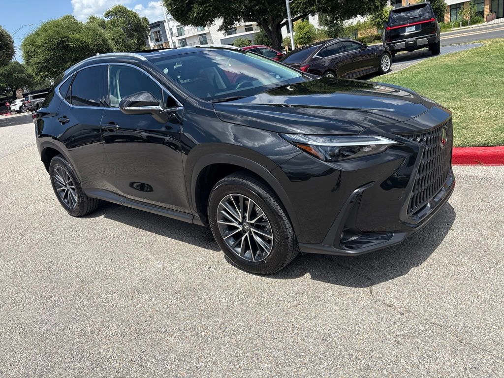 2026 Lexus NX 350 - Photo 7