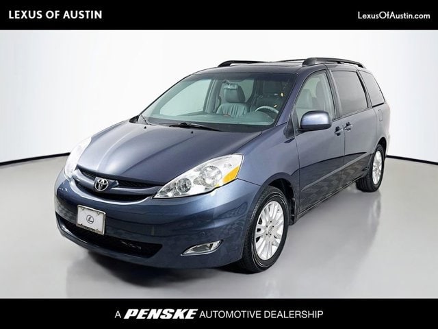 2010 Toyota Sienna XLE