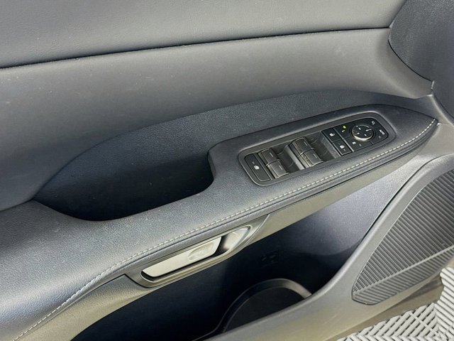 2025 Lexus RX 350 - Photo 18