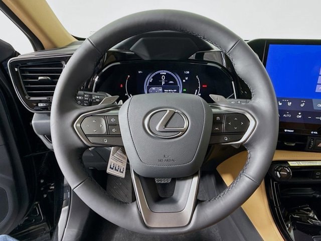 2026 Lexus NX 350h Premium - Photo 10