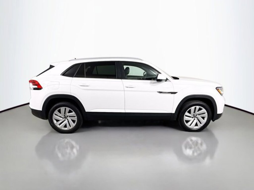 Used 2022 Volkswagen Atlas Cross Sport 3.6L V6 SE w/Technology SUV
