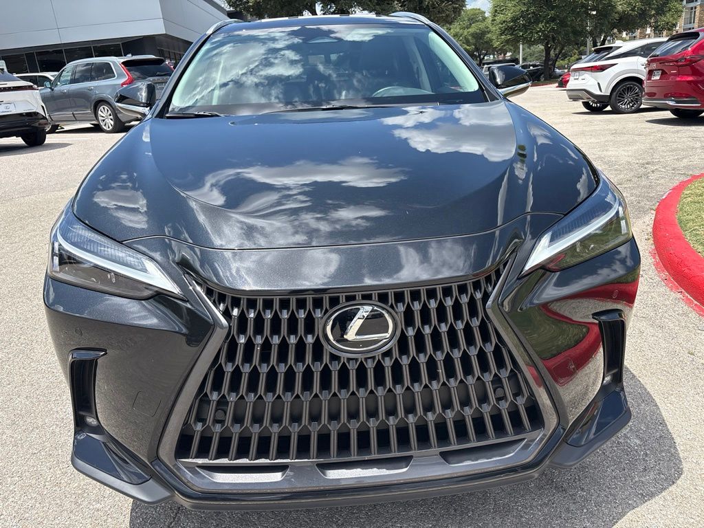 2026 Lexus NX 350 - Photo 8
