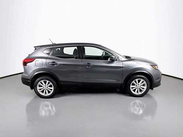 2017 Nissan Rogue Sport S photo 4