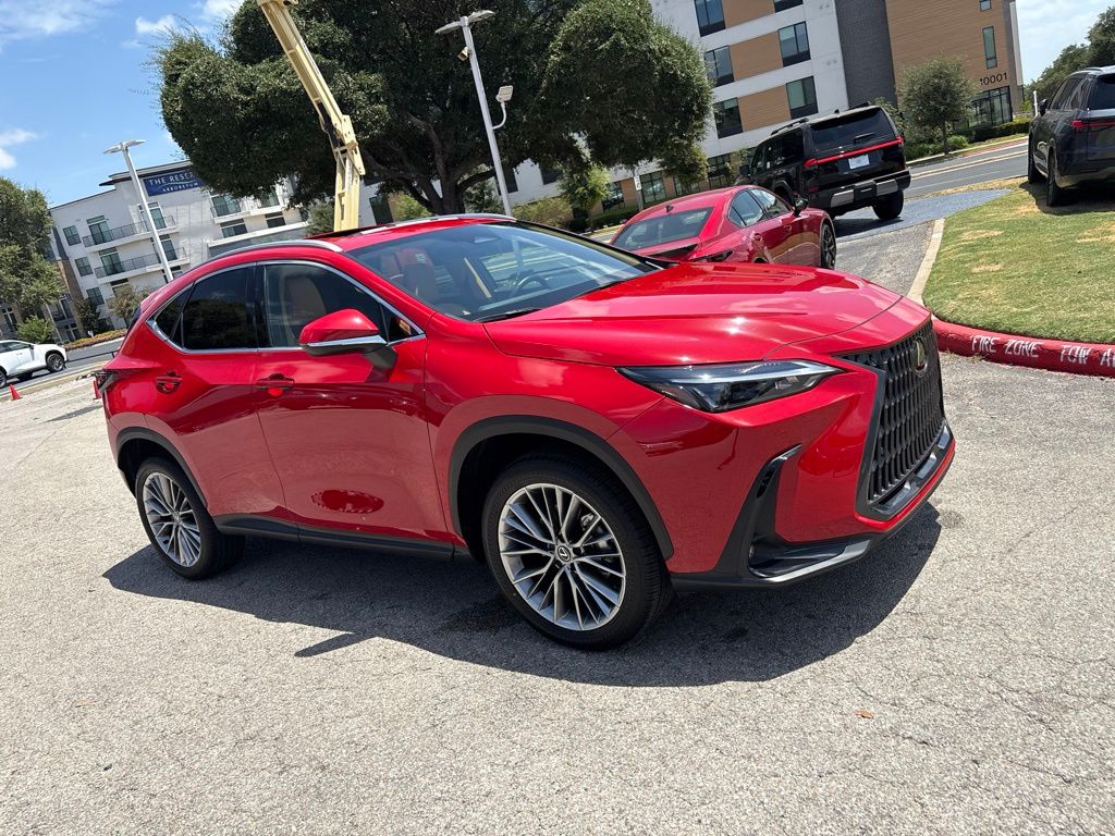2025 Lexus NX 350 - Photo 7